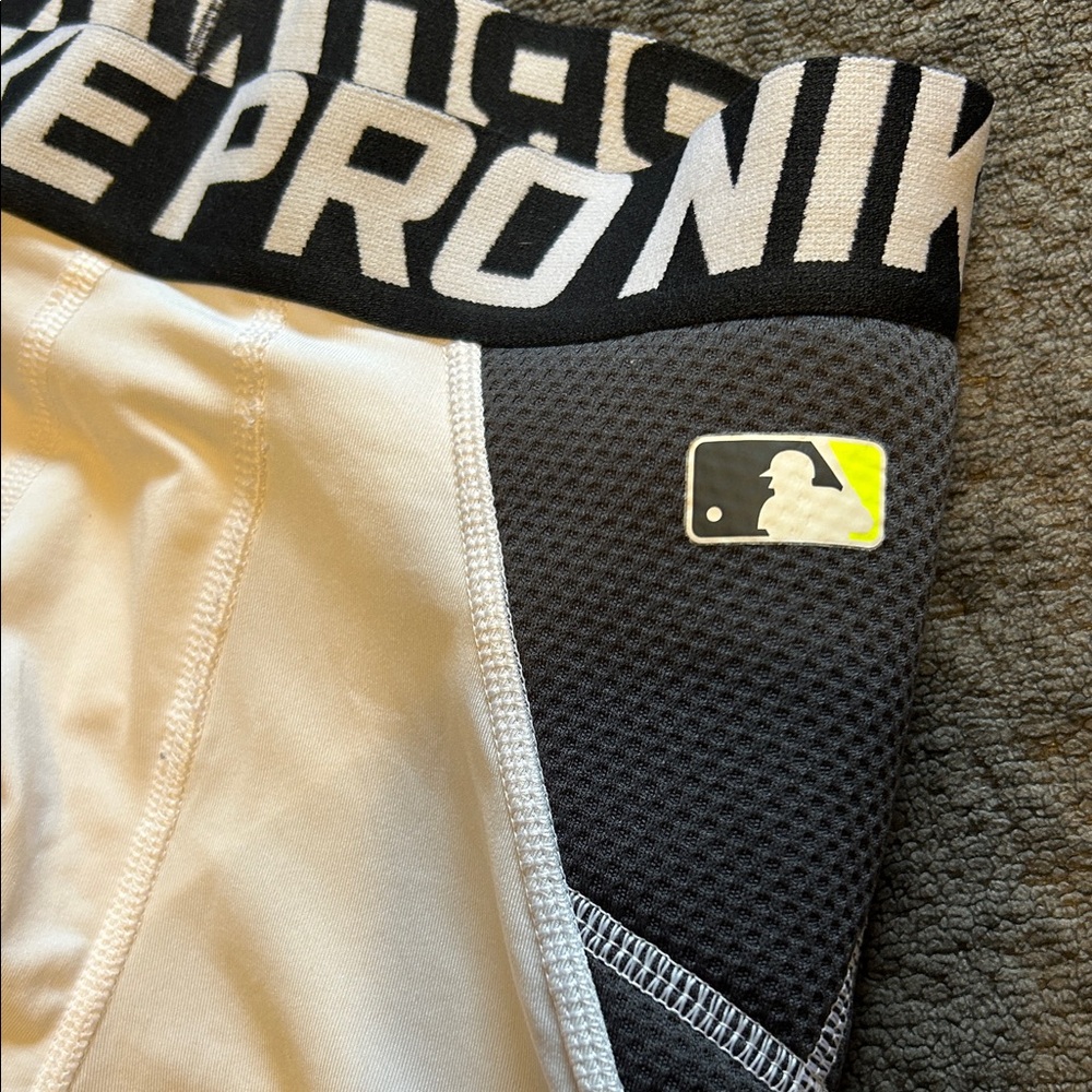 Nike Pro Slider Compression Shorts Men’s S - Picture 6 of 9